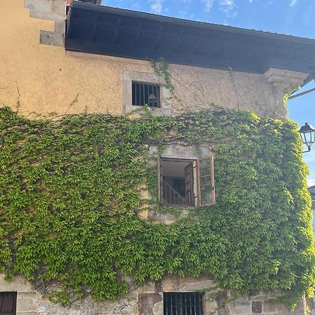 Apartamento Gaudi Comillas Exteriér fotografie